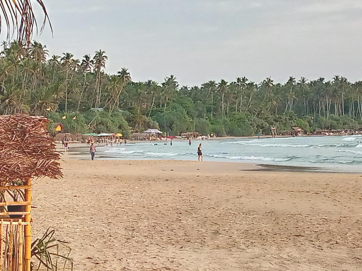 Villa Jayananda 迪克韦勒 外观 照片