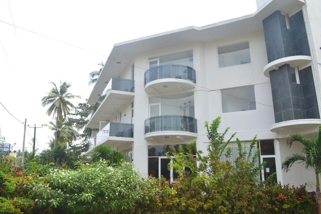 Villa Jayananda 迪克韦勒 外观 照片